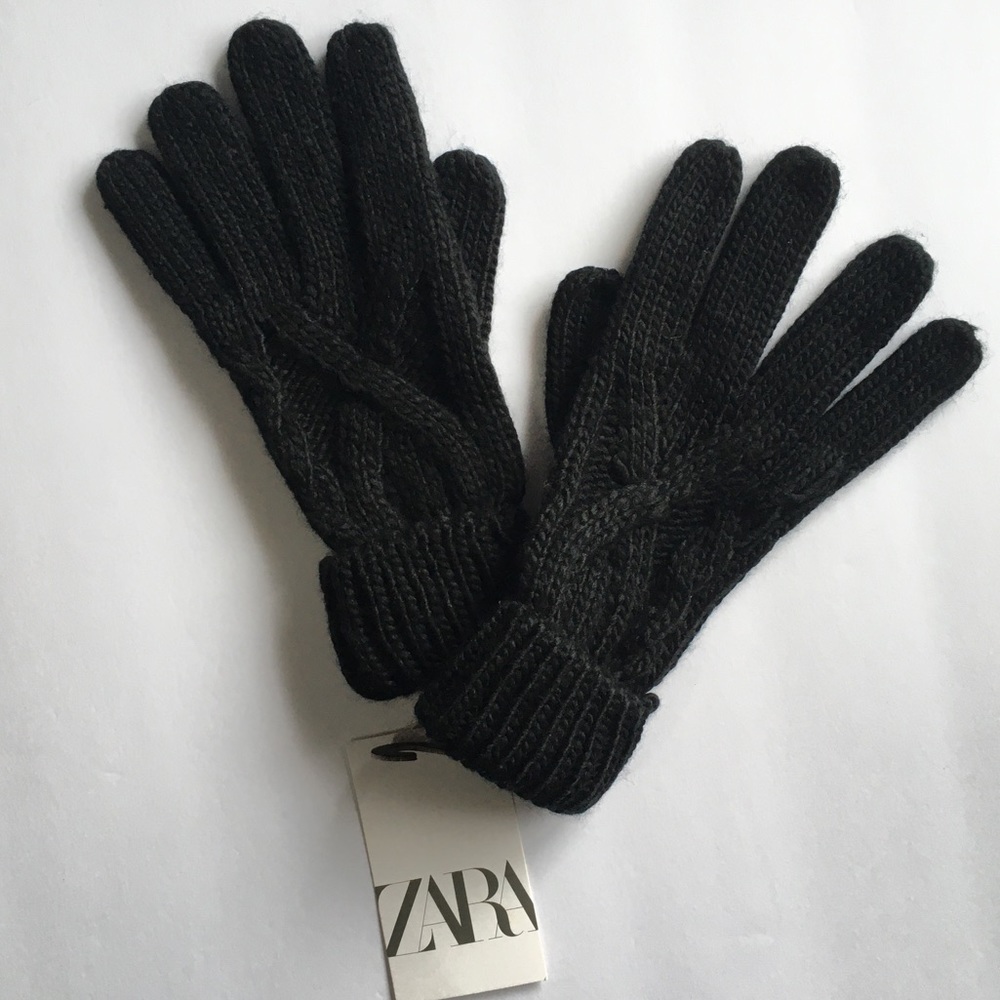 NWT Zara 10-14Y knit black gloves mittens